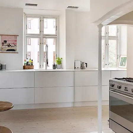 Spacious And Bright !!! Apartamento